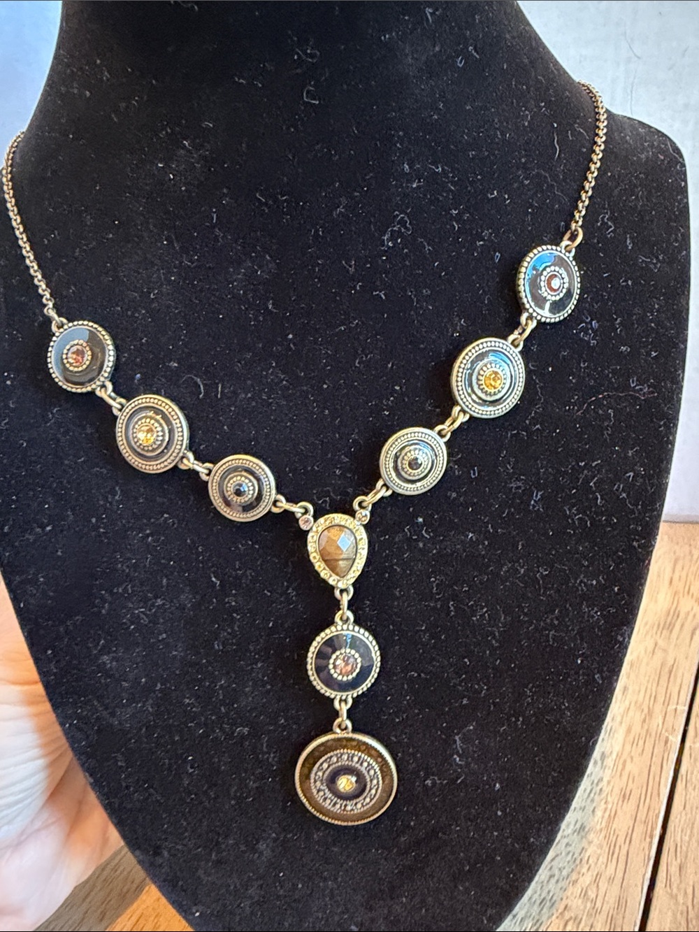 Gold/brass-Tone Disc Drop Necklace.